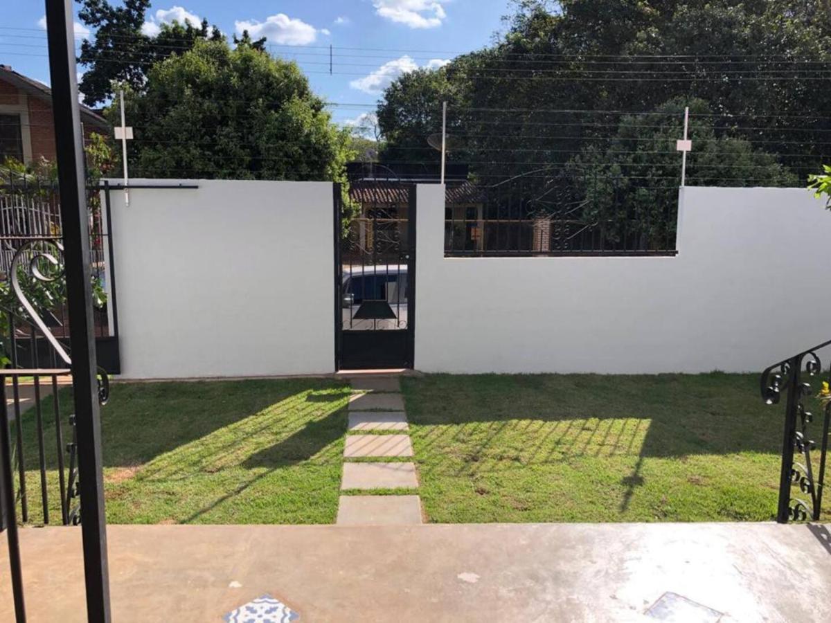 Casa Bela E Confortavel Em Chapada dos Guimarães エクステリア 写真